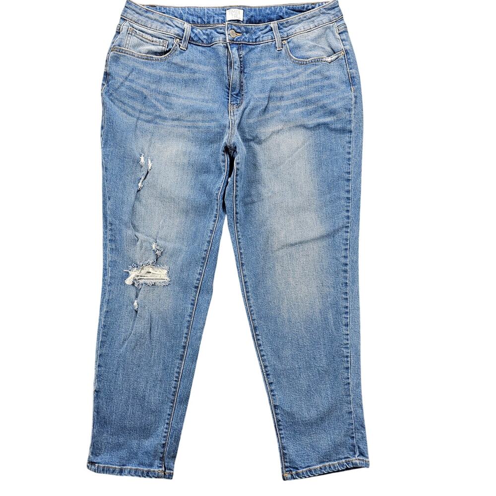 Time and Tru Jeans 18 Womens High Rise Distressed Fading 28 inch Inseam